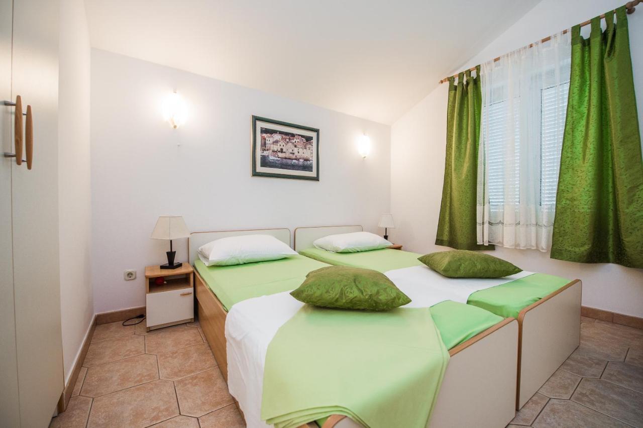 Botanica Apartment